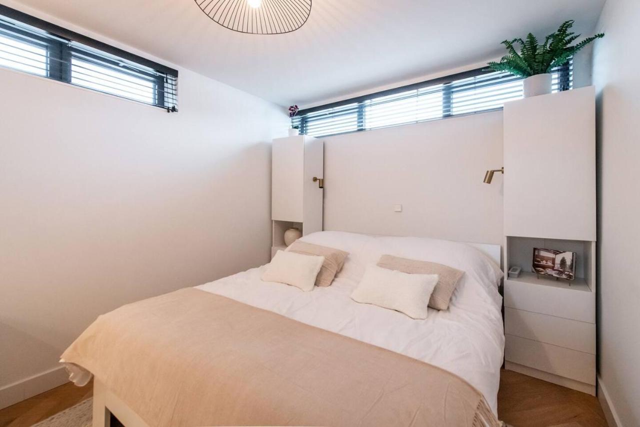 Apartamento Beautiful Amstel Houseboat Ámsterdam Exterior foto