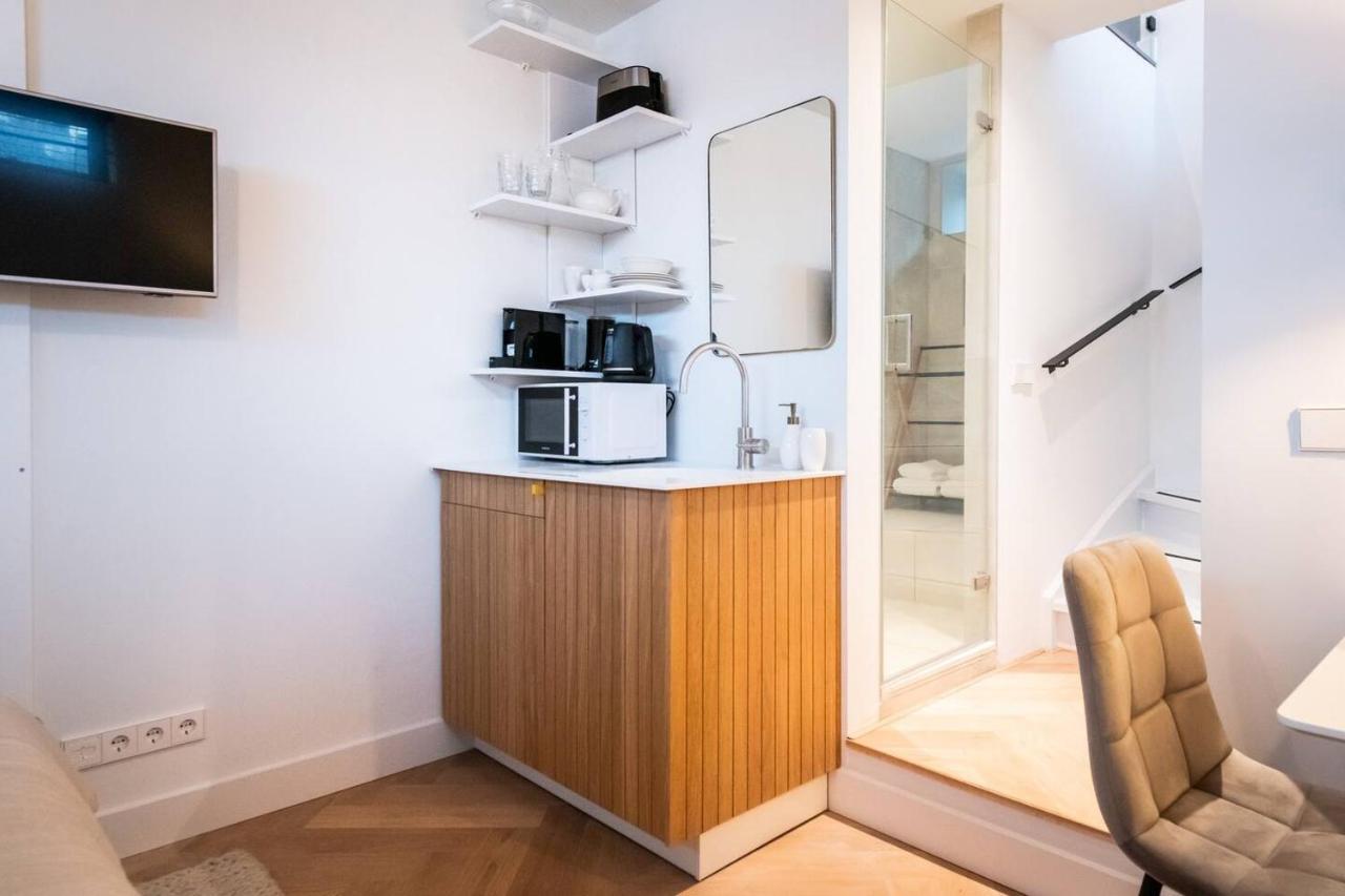 Apartamento Beautiful Amstel Houseboat Ámsterdam Exterior foto